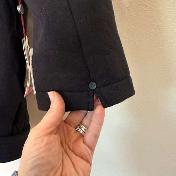 Aritzia Community Womens 100% Organic Cotton Jacket Size S Black Thick Knit - Picture 11 of 14